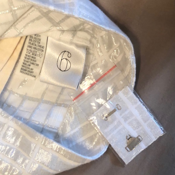 Lerario Beatriz Silver Metallic Shorts Size 6 NWT - Picture 7 of 8